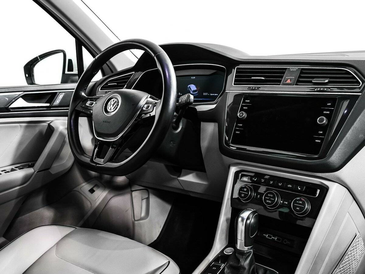 Volkswagen Tiguan б/у, 2018, Роботизированная. Фото: #8
