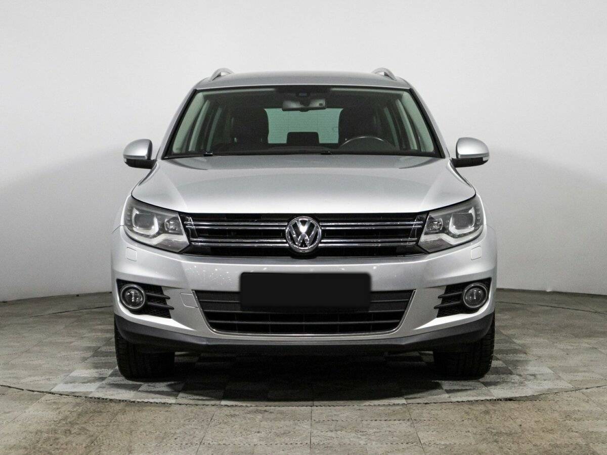 Volkswagen Tiguan б/у, 2012, Автоматическая. Фото: #1