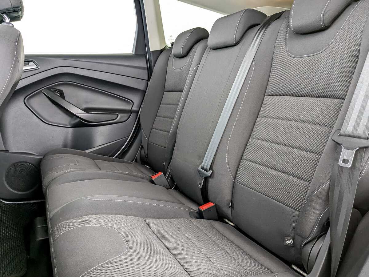 Ford Kuga б/у, 2016, Автоматическая. Фото: #9