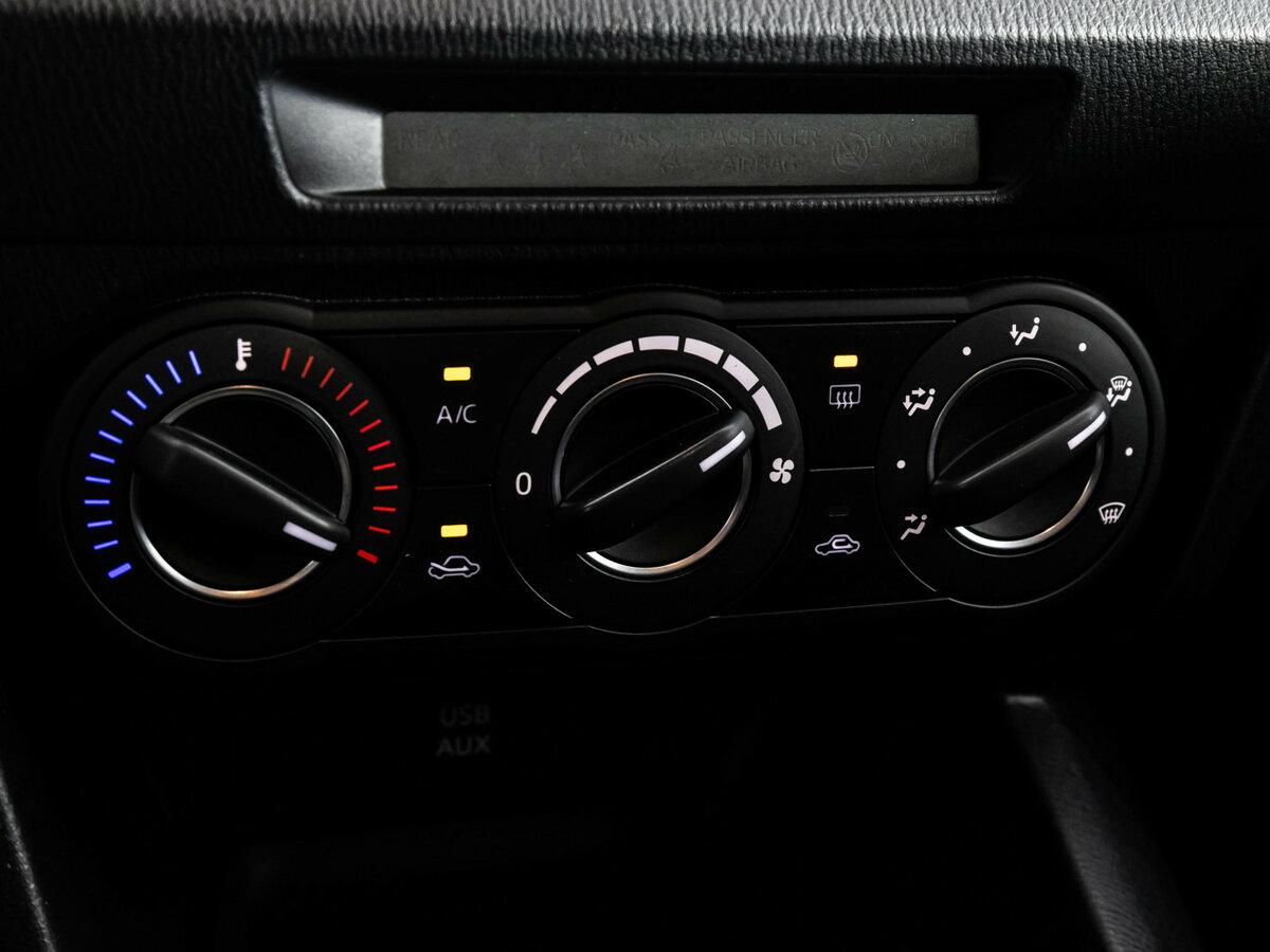 Mazda 3 б/у, 2013, Механическая. Фото: #10