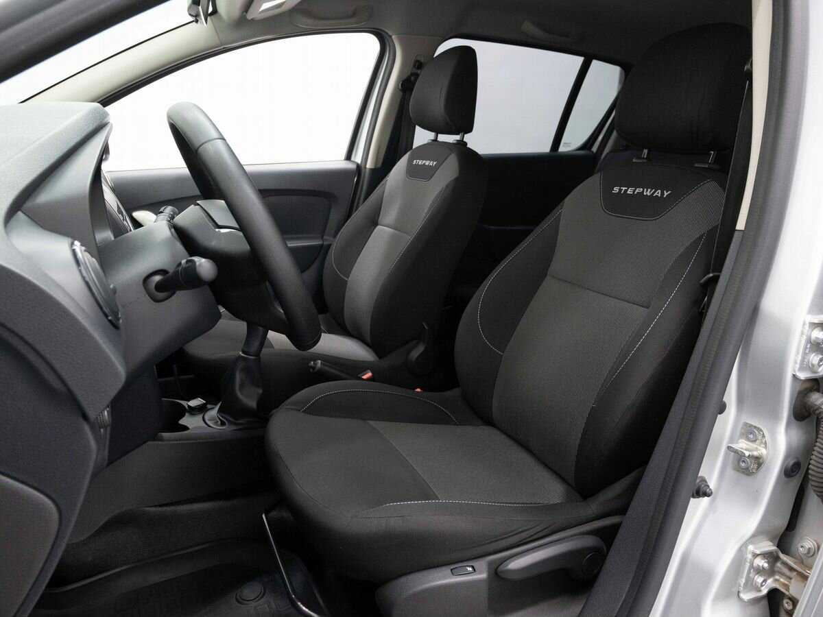 Renault Sandero б/у, 2020, Механическая. Фото: #7