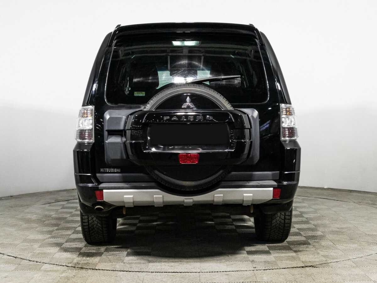 Mitsubishi Pajero б/у, 2012, Автоматическая. Фото: #4