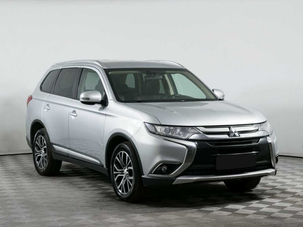 Mitsubishi Outlander б/у, 2017, Вариатор. Фото: #2