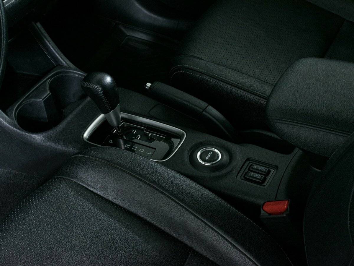 Mitsubishi Outlander б/у, 2016, Вариатор. Фото: #15