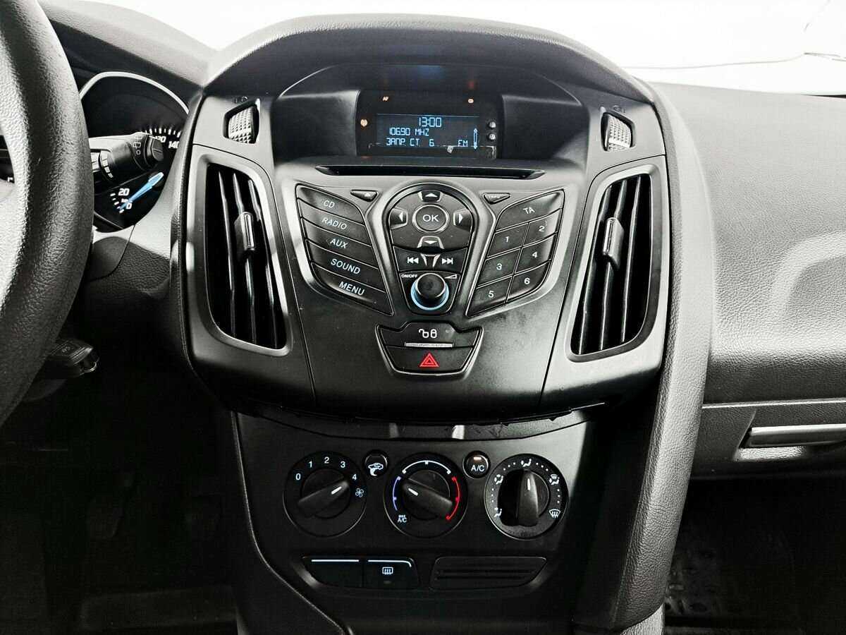 Ford Focus б/у, 2012, Механическая. Фото: #10