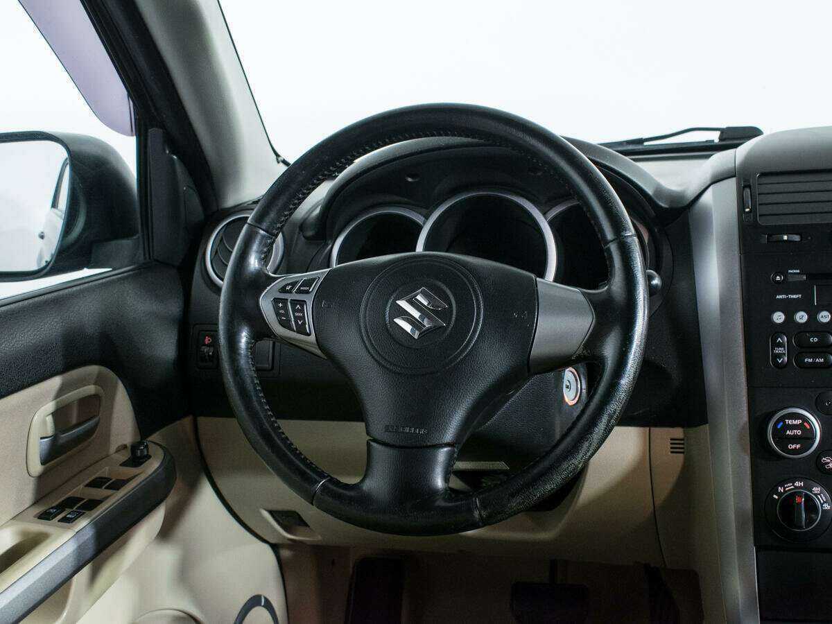 Suzuki Grand Vitara б/у, 2013, Автоматическая. Фото: #13