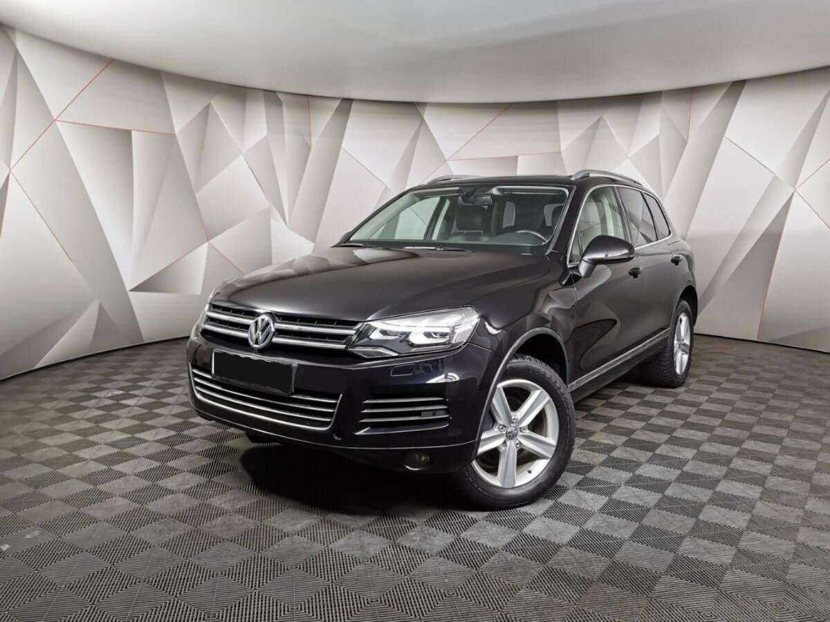 Volkswagen Touareg б/у, 2012, Автоматическая. Фото: #0