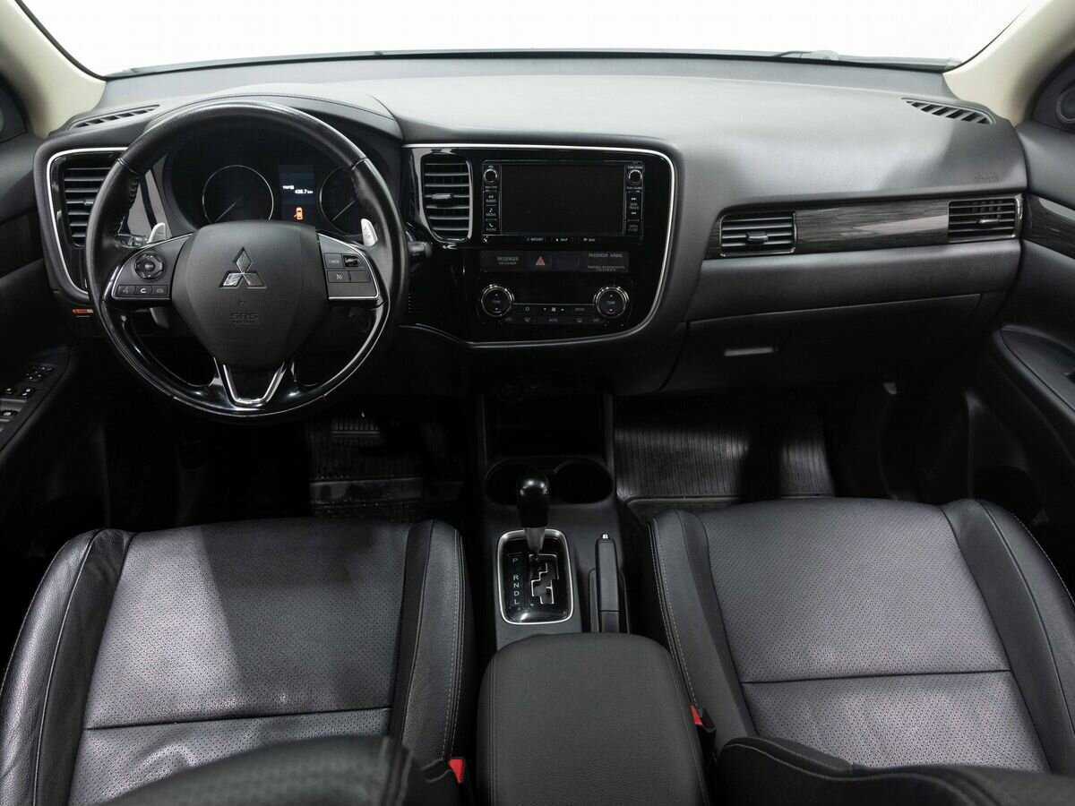 Mitsubishi Outlander б/у, 2016, Вариатор. Фото: #14