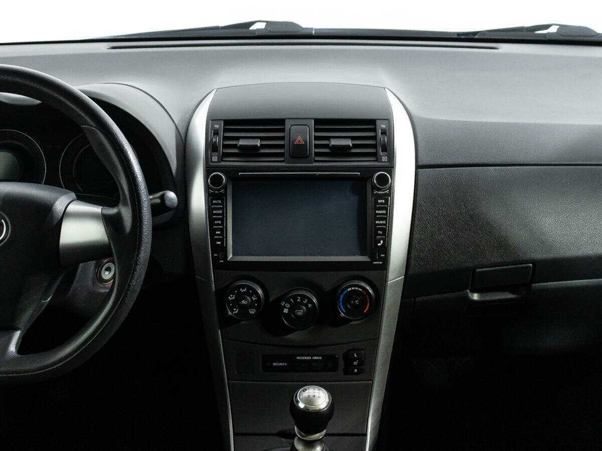 Toyota Corolla б/у, 2013, Механическая. Фото: #13