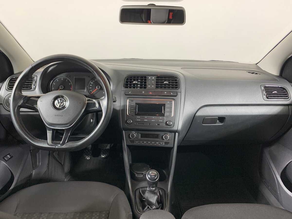 Volkswagen Polo б/у, 2016, Механическая. Фото: #9