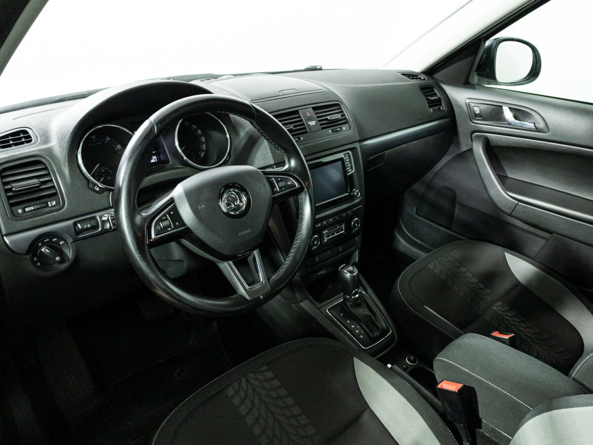 Skoda Yeti б/у, 2015, Автоматическая. Фото: #10