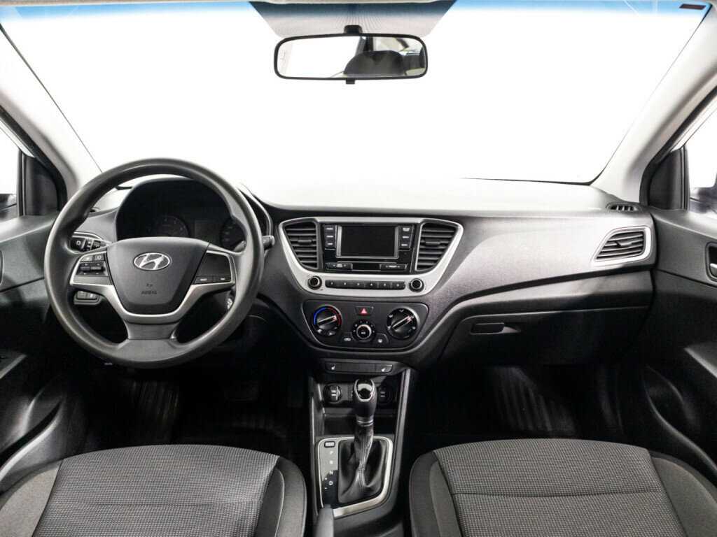 Hyundai Solaris б/у, 2018, Автоматическая. Фото: #12