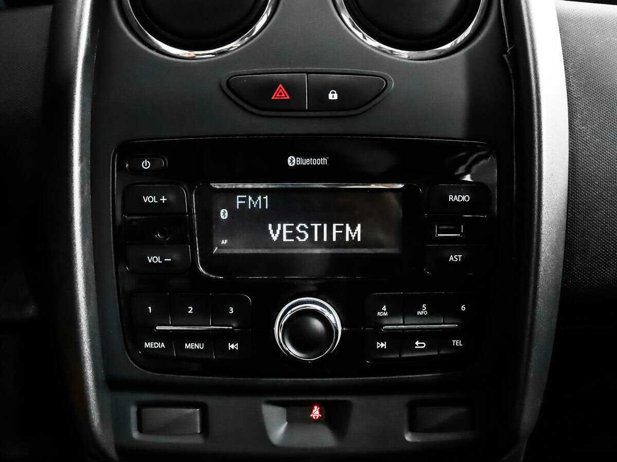 Renault Duster б/у, 2017, Автоматическая. Фото: #12