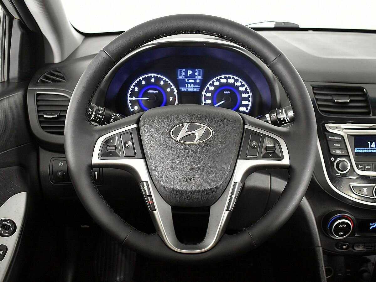 Hyundai Solaris б/у, 2015, Автоматическая. Фото: #10