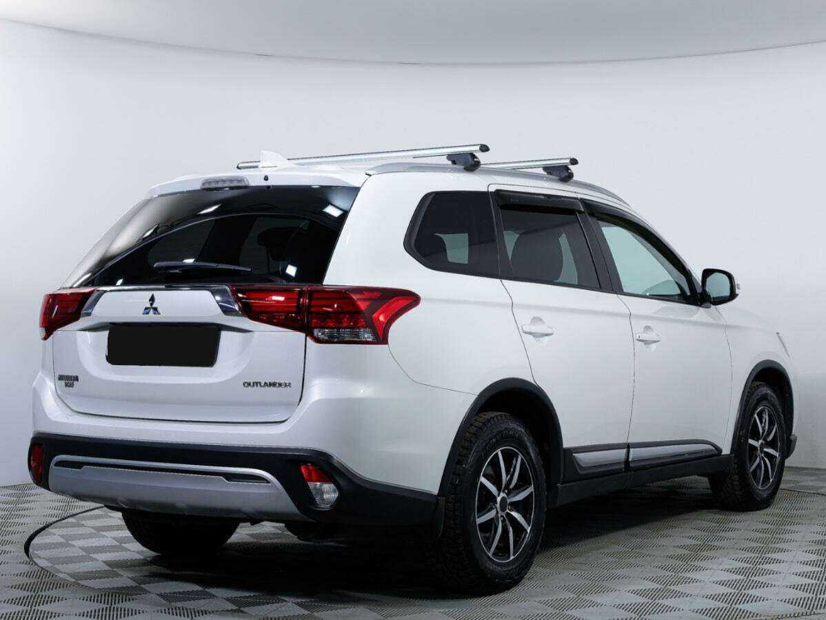 Mitsubishi Outlander б/у, 2018, Вариатор. Фото: #4