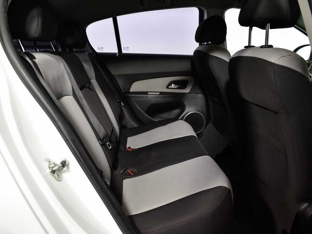 Chevrolet Cruze б/у, 2013, Автоматическая. Фото: #9