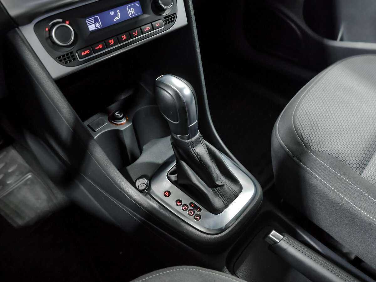 Volkswagen Polo б/у, 2015, Автоматическая. Фото: #9