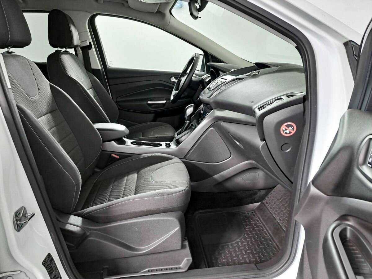 Ford Kuga б/у, 2015, Автоматическая. Фото: #8