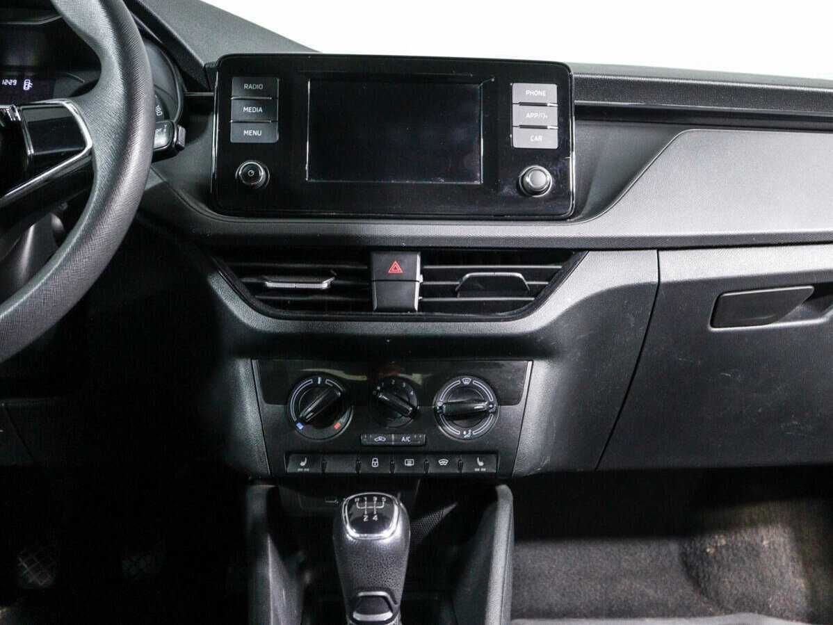 Skoda Rapid б/у, 2020, Механическая. Фото: #10