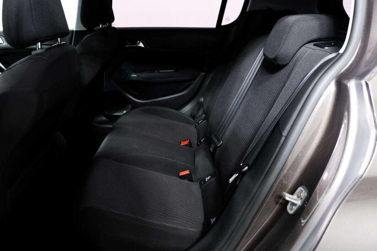 Peugeot 308 б/у, 2014, Автоматическая. Фото: #11