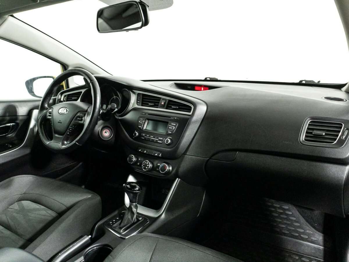 Kia Ceed б/у, 2016, Автоматическая. Фото: #8