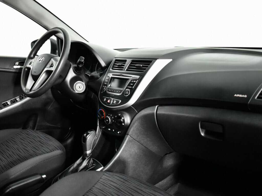 Hyundai Solaris б/у, 2015, Автоматическая. Фото: #8