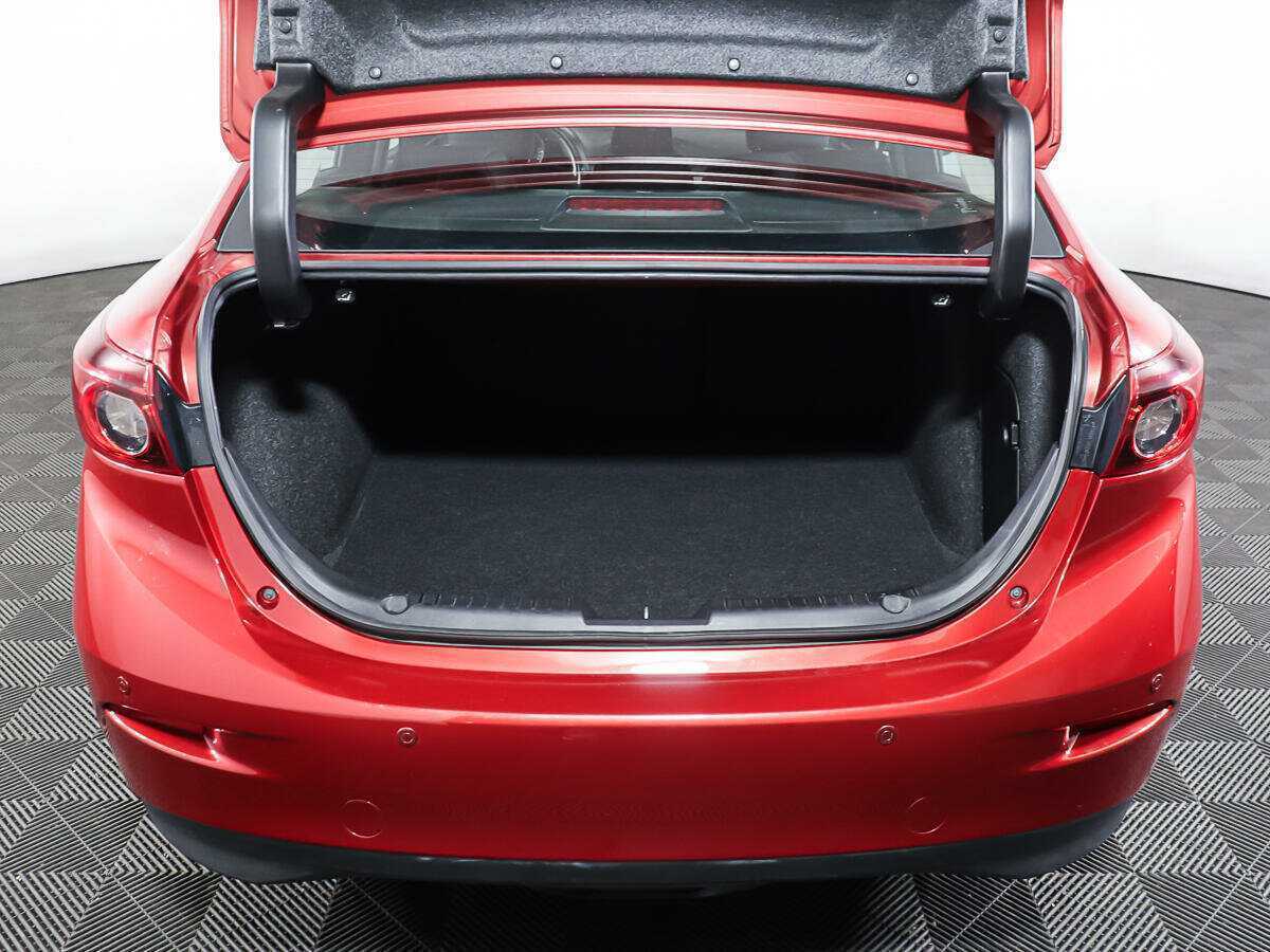 Mazda 3 б/у, 2018, Автоматическая. Фото: #9