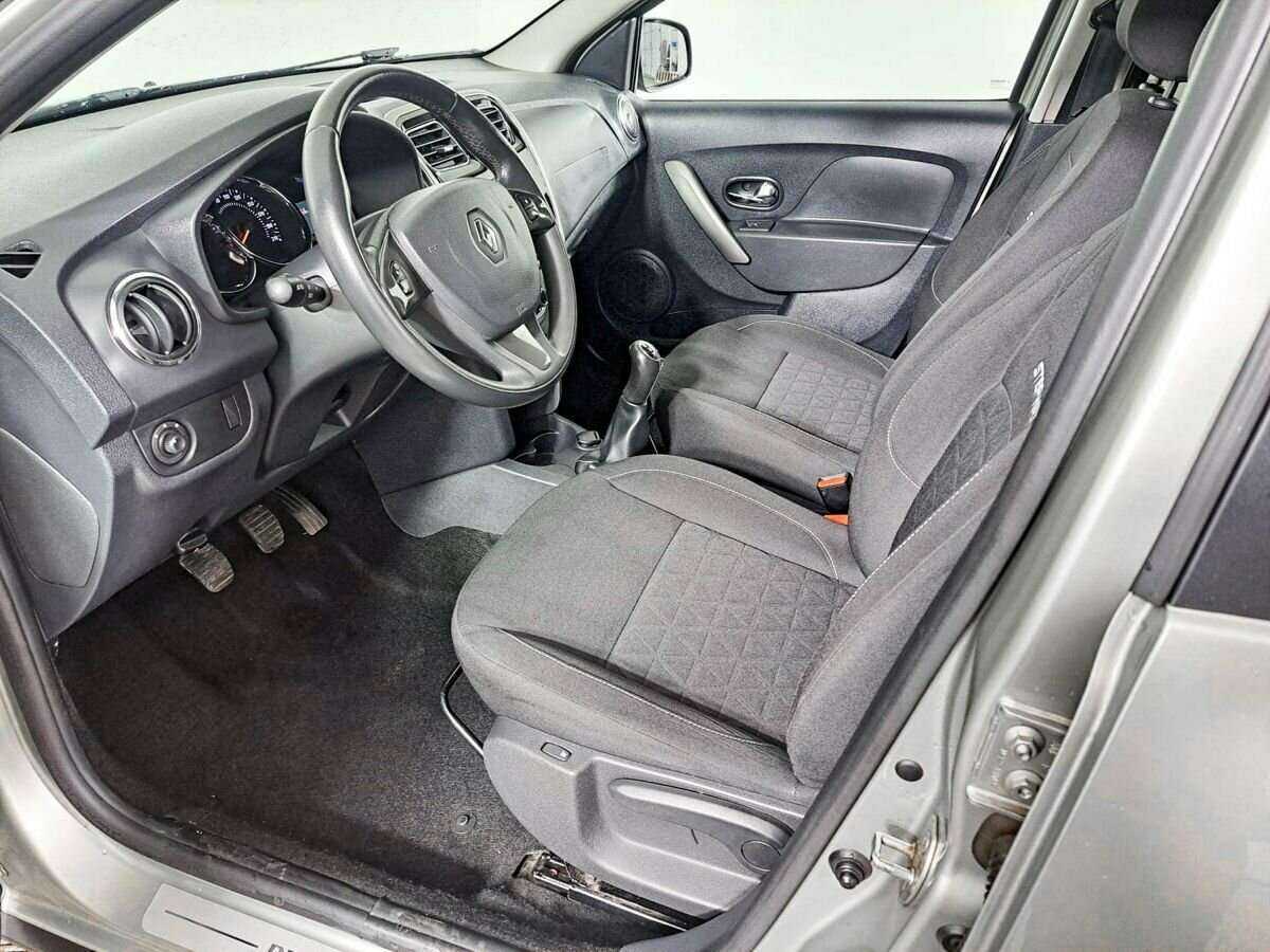 Renault Sandero б/у, 2017, Механическая. Фото: #13