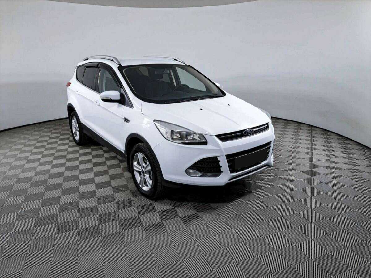 Ford Kuga б/у, 2015, Автоматическая. Фото: #2
