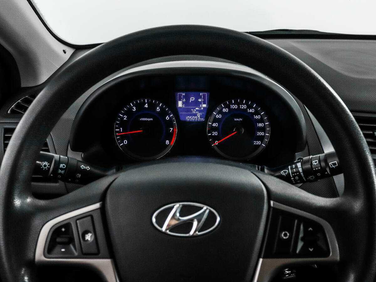 Hyundai Solaris б/у, 2015, Автоматическая. Фото: #14