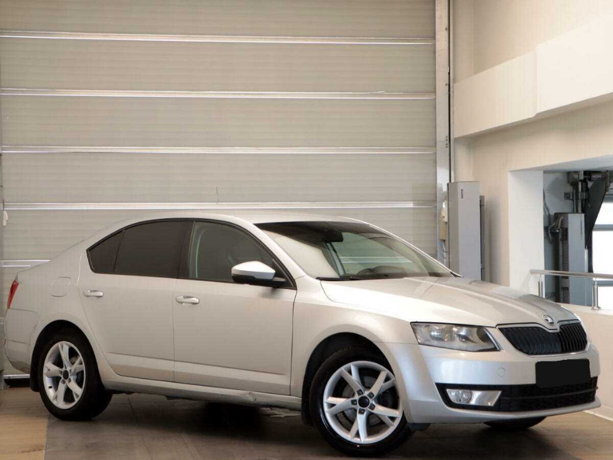 Skoda Octavia б/у, 2013, Механическая. Фото: #2