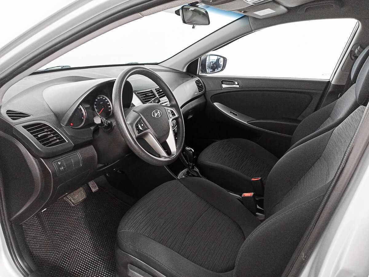 Hyundai Solaris б/у, 2015, Автоматическая. Фото: #11