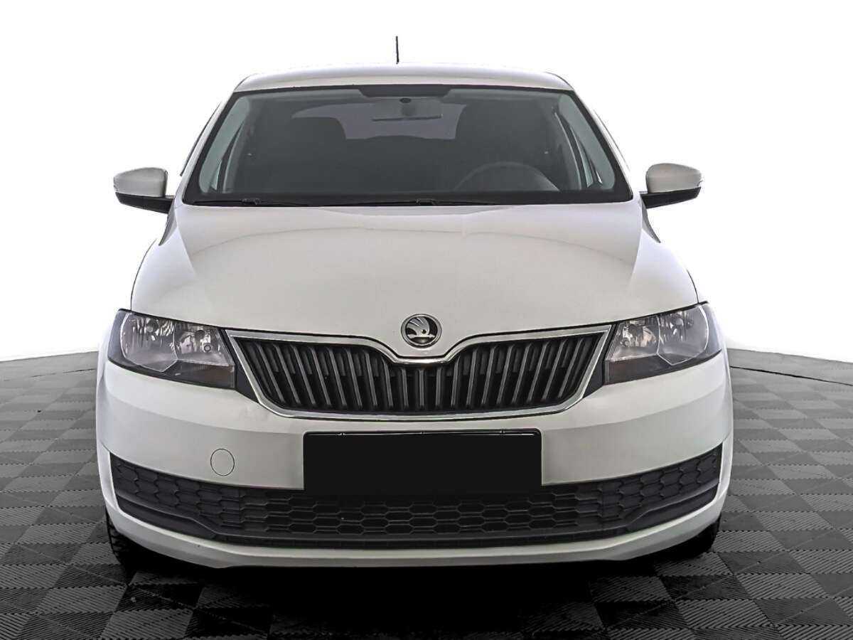 Skoda Rapid б/у, 2017, Механическая. Фото: #1