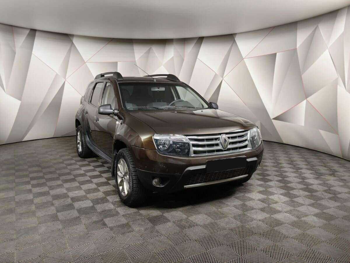 Renault Duster б/у, 2014, Автоматическая. Фото: #2