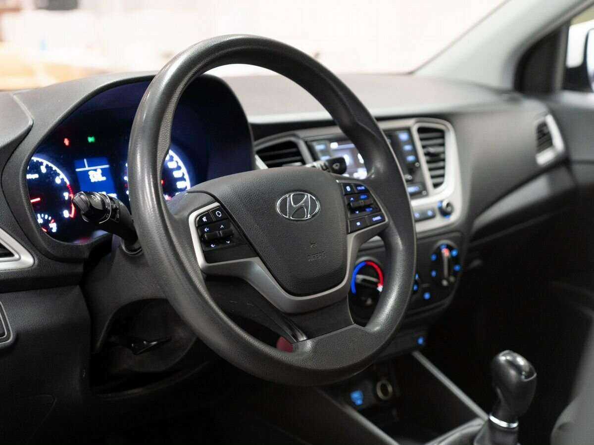 Hyundai Solaris б/у, 2019, Механическая. Фото: #4