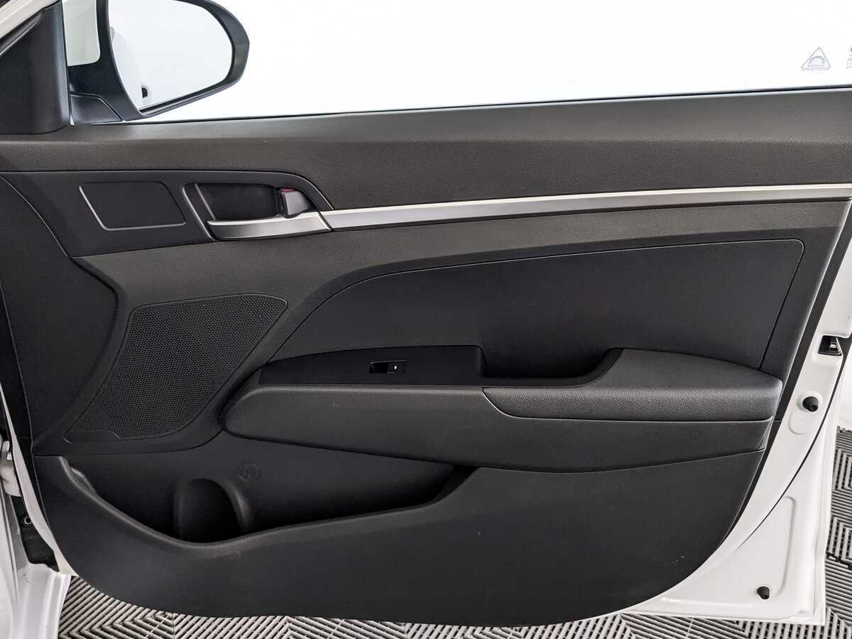 Hyundai Elantra б/у, 2019, Автоматическая. Фото: #24