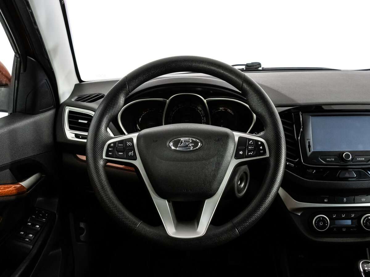 Lada (ВАЗ) Vesta б/у, 2019, Роботизированная. Фото: #9