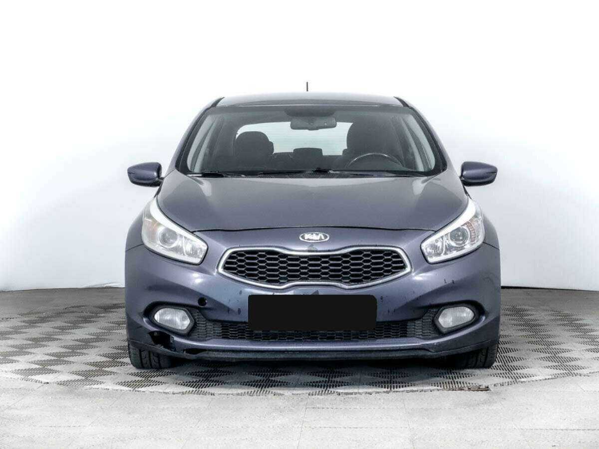 Kia Ceed б/у, 2013, Автоматическая. Фото: #1