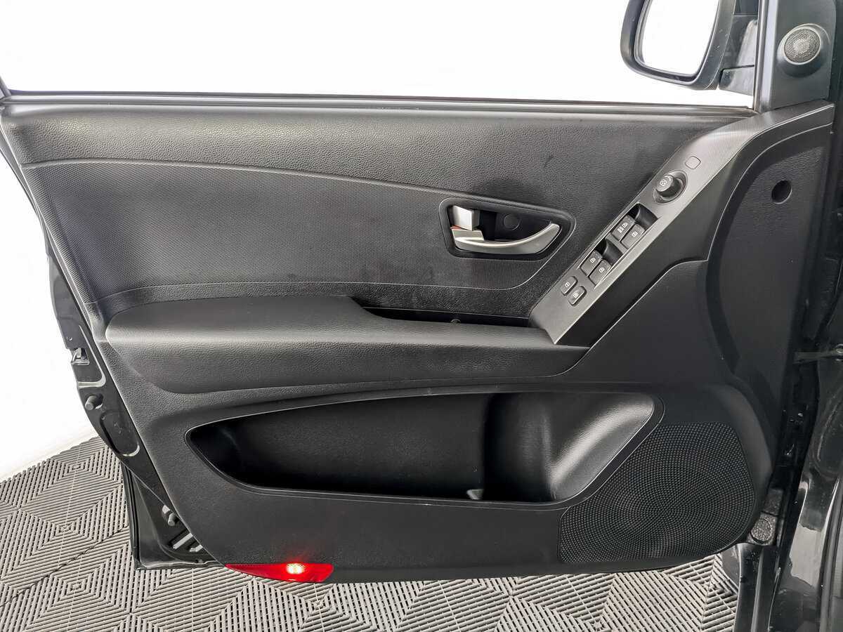 SsangYong Actyon б/у, 2013, Автоматическая. Фото: #18