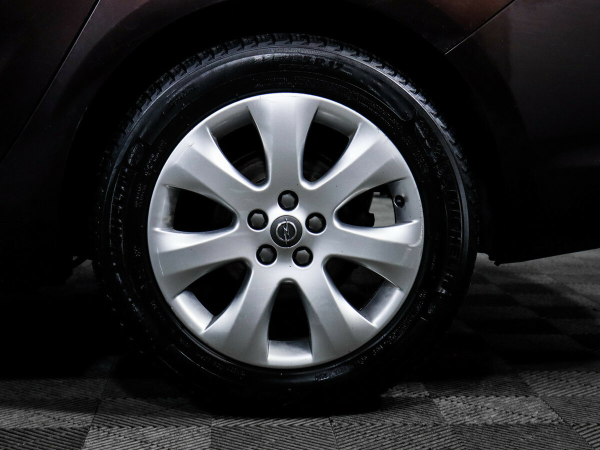 Opel Astra б/у, 2012, Автоматическая. Фото: #11