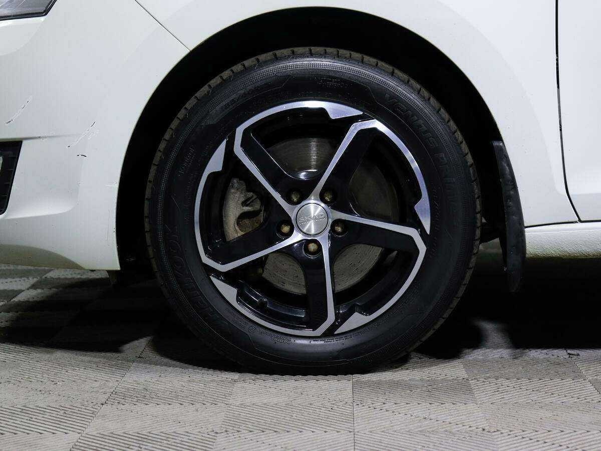 Skoda Rapid б/у, 2016, Автоматическая. Фото: #11