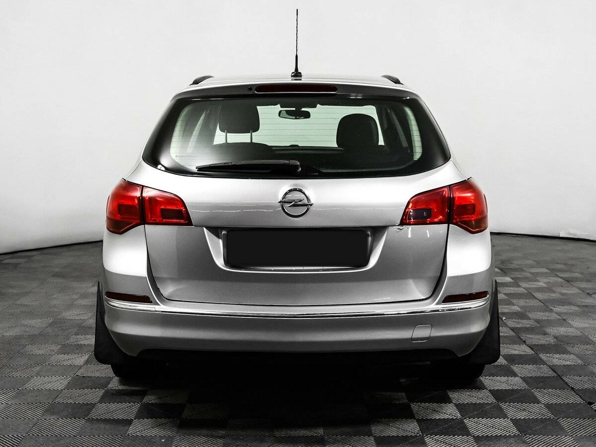 Opel Astra б/у, 2013, Механическая. Фото: #5