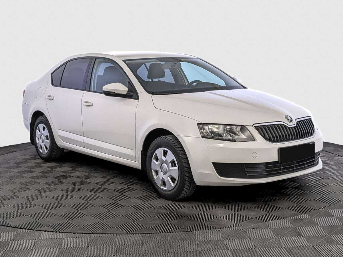 Skoda Octavia б/у, 2015, Механическая. Фото: #2