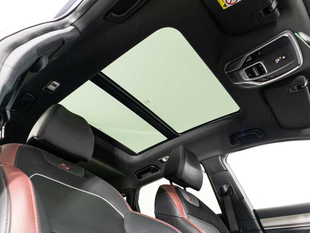 Geely Coolray б/у, 2021, Роботизированная. Фото: #15