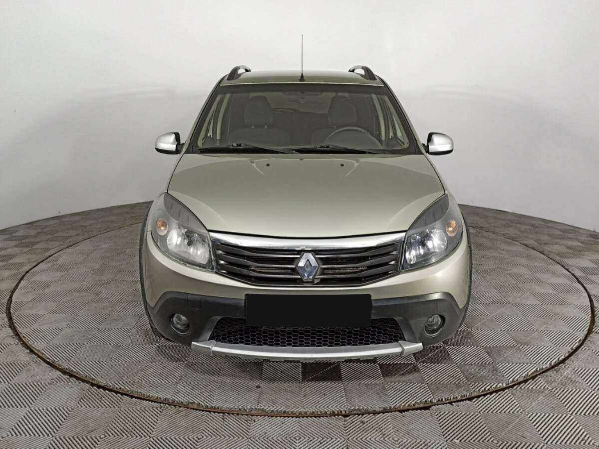 Renault Sandero б/у, 2012, Механическая. Фото: #1