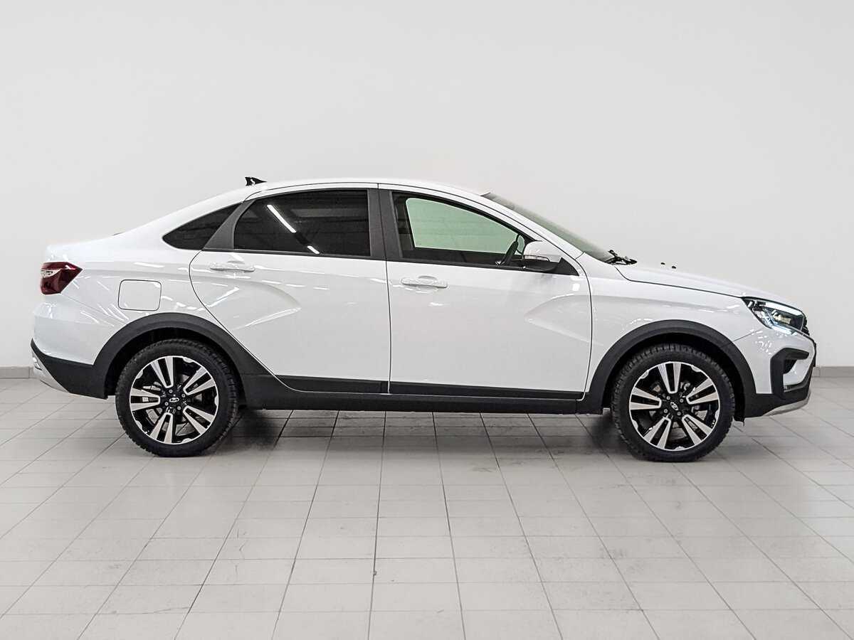 Lada (ВАЗ) Vesta б/у, 2024, Механическая. Фото: #3
