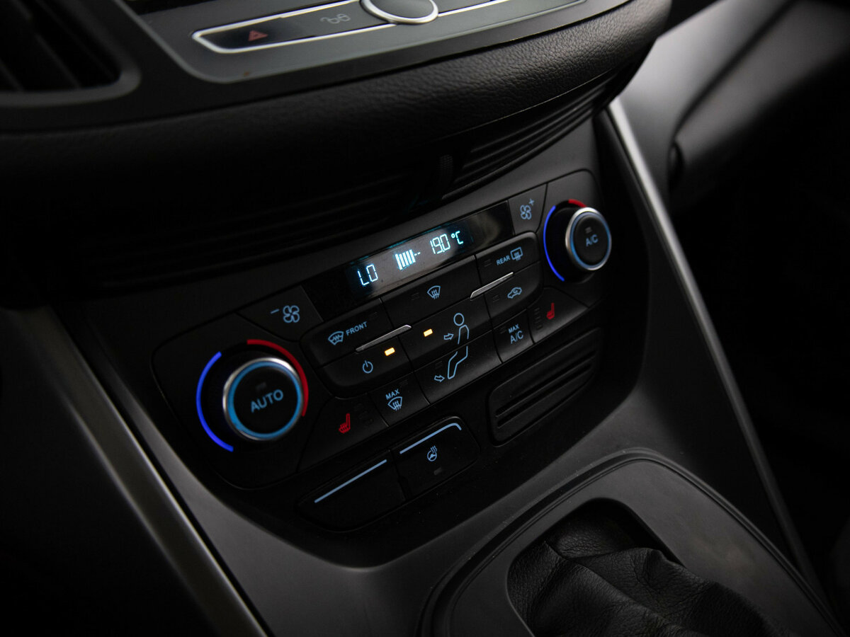 Ford Kuga б/у, 2017, Автоматическая. Фото: #9