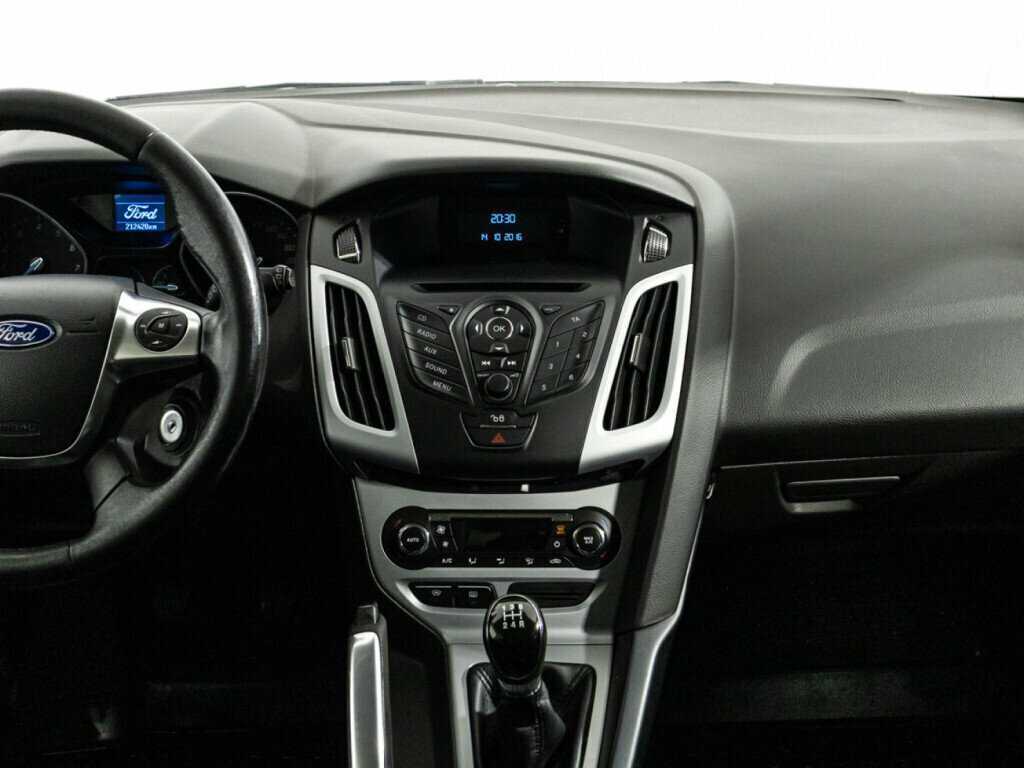 Ford Focus б/у, 2013, Механическая. Фото: #13