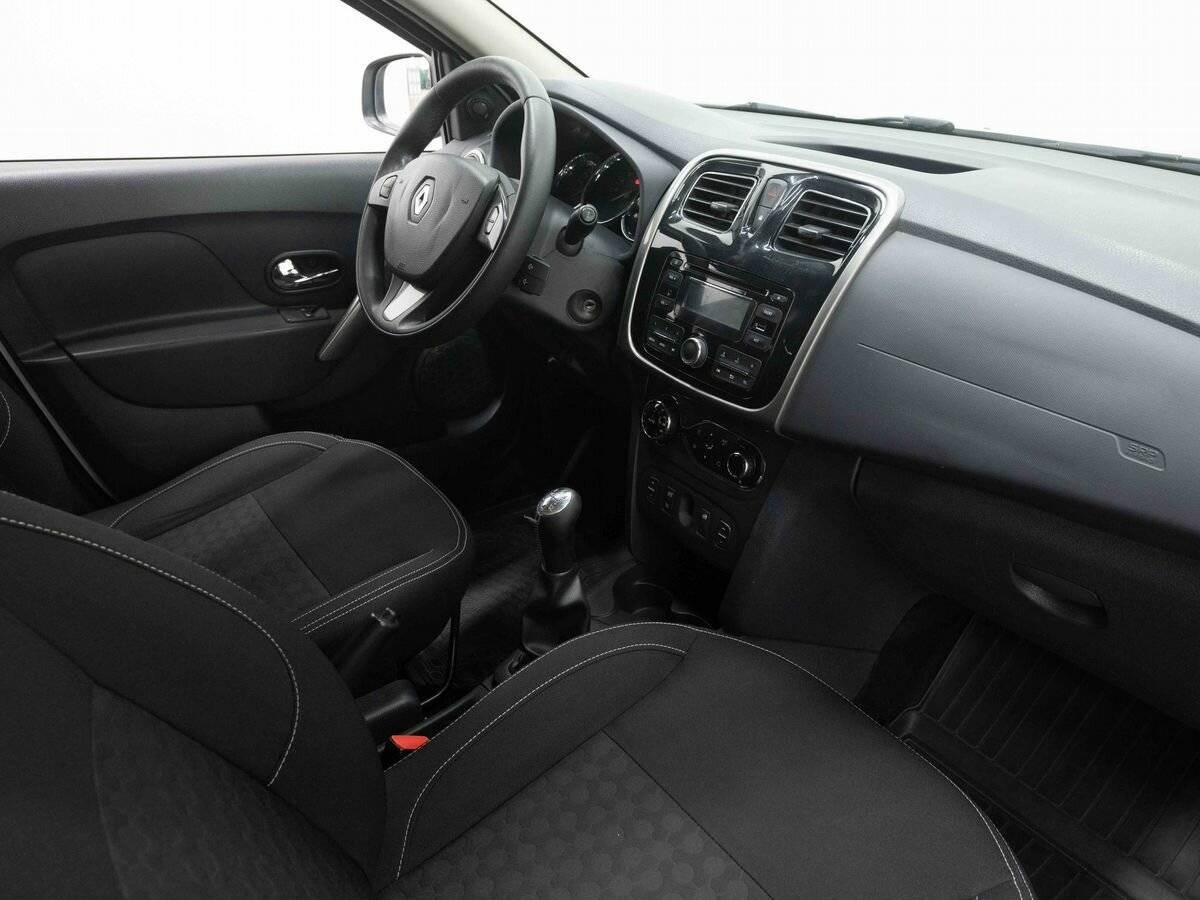 Renault Sandero б/у, 2016, Механическая. Фото: #10