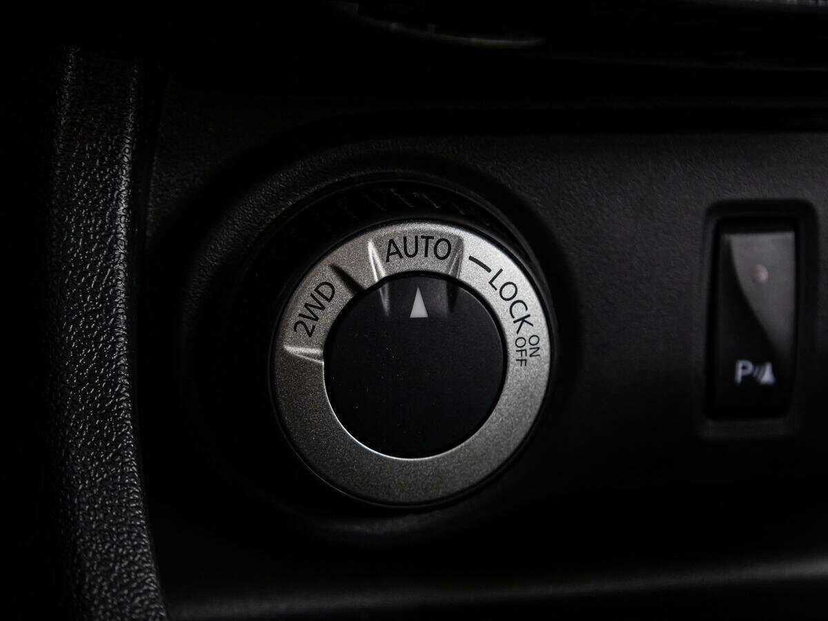 Nissan Terrano б/у, 2018, Автоматическая. Фото: #14